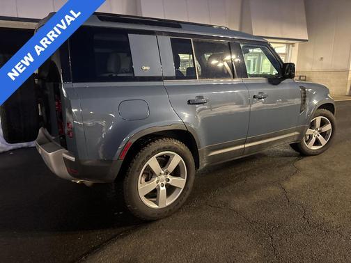 2024 Land Rover Defender P400 S