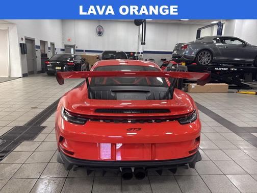 Lava Orange 2022 Porsche 911 GT3