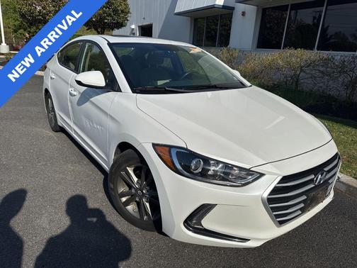 Quartz White Pearl 2017 Hyundai ELANTRA Value Edition