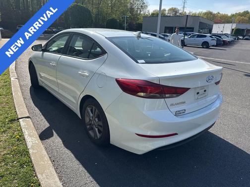 Quartz White Pearl 2017 Hyundai ELANTRA Value Edition