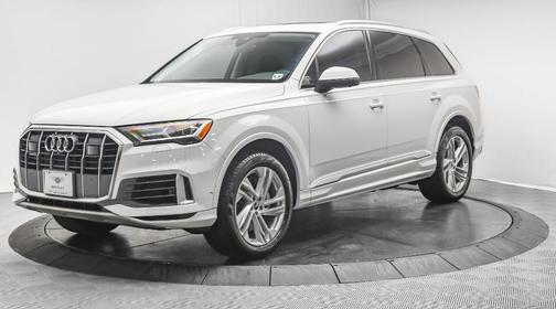 2022 Audi Q7 55 Premium Plus
