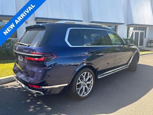 Tanzanite Blue II Metallic 2024 BMW X7 xDrive40i