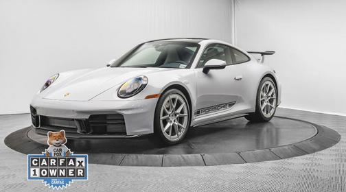 2025 Porsche 911 Carrera