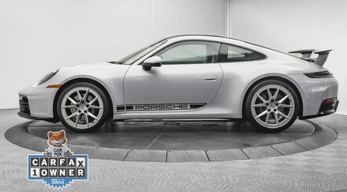 2025 Porsche 911 Carrera
