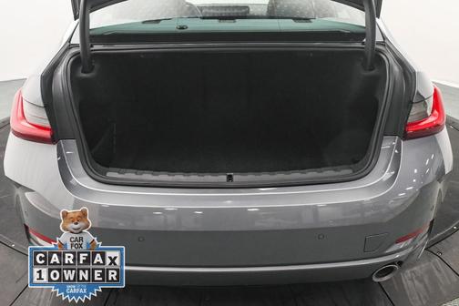 2025 BMW 330 i xDrive