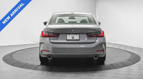 2025 BMW 330 i xDrive