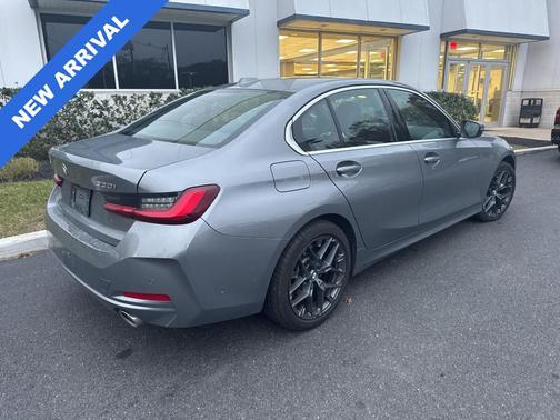 2025 BMW 330 i xDrive