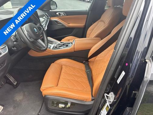 Carbon Black Metallic 2025 BMW X6 M60i