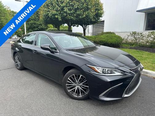 Caviar 2023 Lexus ES 300h 300H