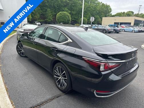 Caviar 2023 Lexus ES 300h 300H