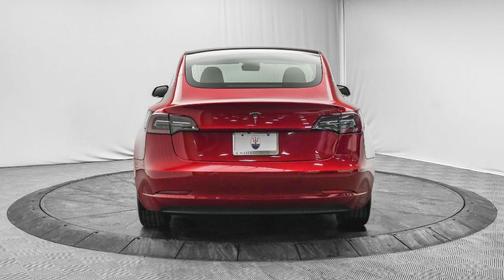 2019 Tesla Model 3 Mid Range
