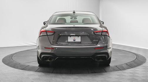 2022 Maserati Ghibli Modena Q4