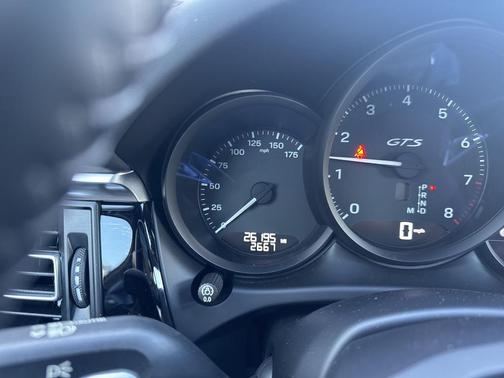 2022 Porsche Macan GTS