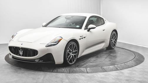 2024 Maserati GranTurismo Modena