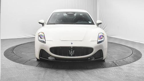 2024 Maserati GranTurismo Modena