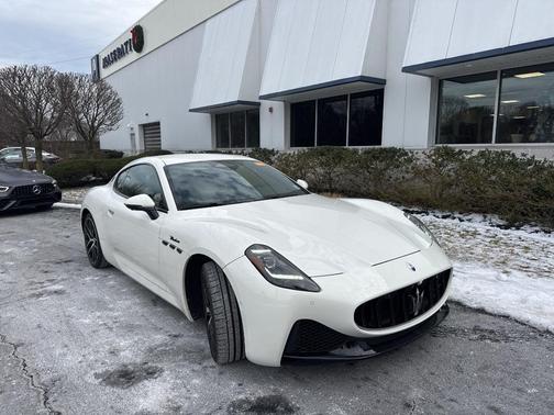 2024 Maserati GranTurismo Modena