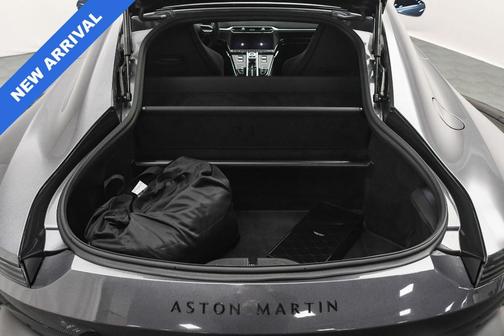 2025 Aston Martin Vantage Base