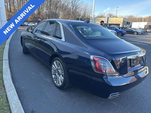 2023 Rolls-Royce Ghost 