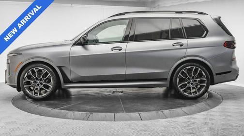 2024 BMW X7 M60i