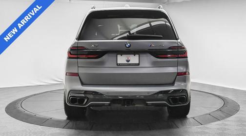 2024 BMW X7 M60i
