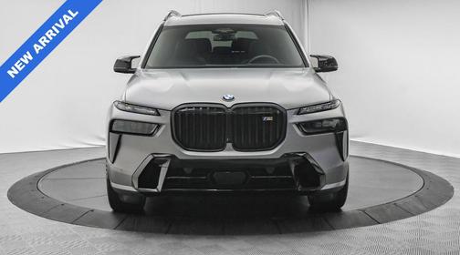 2024 BMW X7 M60i