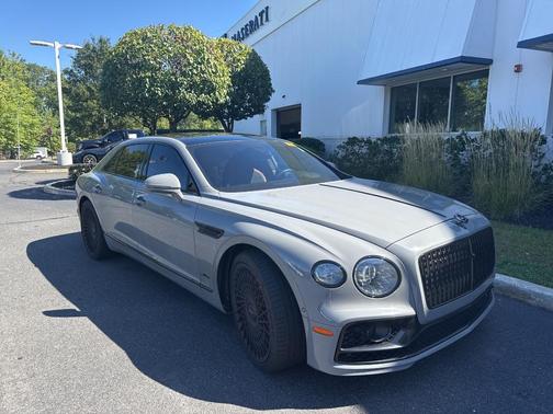 2023 Bentley Flying Spur Mulliner W12