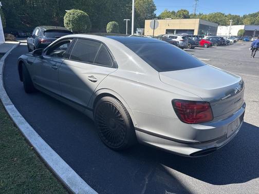 2023 Bentley Flying Spur Mulliner W12