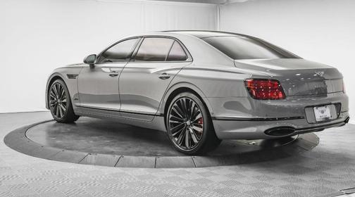 2023 Bentley Flying Spur Mulliner W12