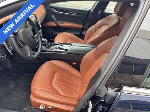 2022 Maserati Ghibli Modena Q4