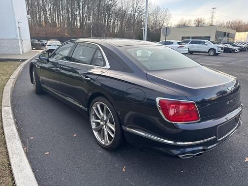 2024 Bentley Flying Spur Hybrid Mulliner