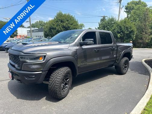 Granite Crystal Clearcoat Metallic 2025 RAM 1500 RHO