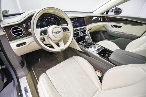 2022 Bentley Flying Spur V8