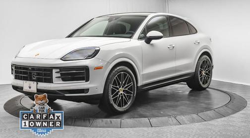 2024 Porsche Cayenne AWD
