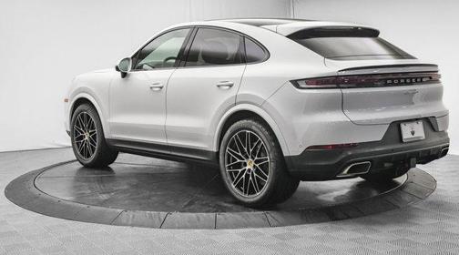 2024 Porsche Cayenne AWD