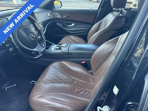 2017 Mercedes-Benz Maybach S 550 Base 4MATIC