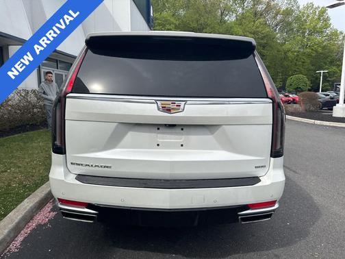 Crystal White Tri-Coat 2023 Cadillac Escalade Premium Luxury