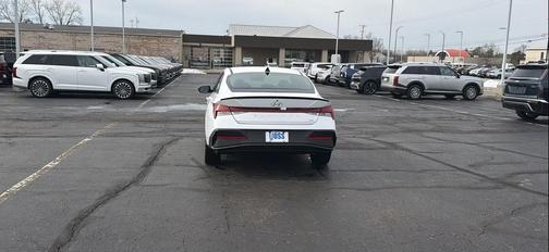 2025 Hyundai ELANTRA HEV SEL Sport