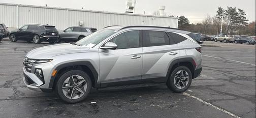 2026 Hyundai TUCSON SEL Premium