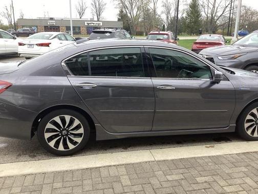 2017 Honda Accord Hybrid Touring