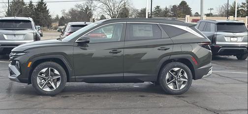 2026 Hyundai TUCSON SEL Premium