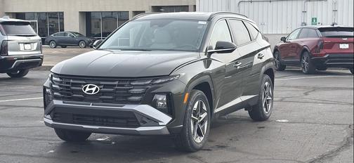 2026 Hyundai TUCSON SEL Premium