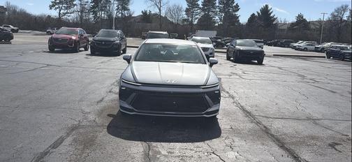 2026 Hyundai SONATA Hybrid Base