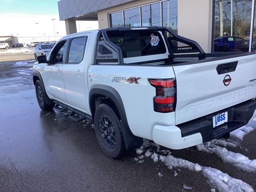 2023 Nissan Frontier PRO-4X