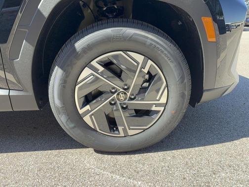 Ash Black 2026 Hyundai TUCSON Hybrid Blue SE