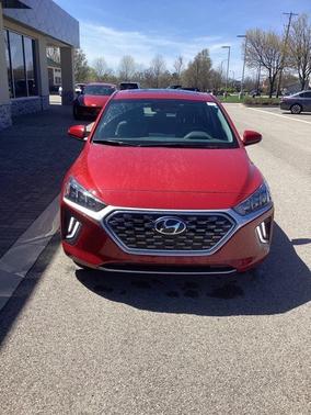 2022 Hyundai IONIQ Hybrid Limited