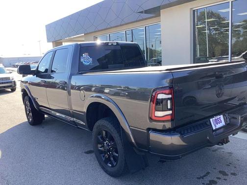 2022 RAM 3500 Limited Crew Cab 4x4 6'4' Box