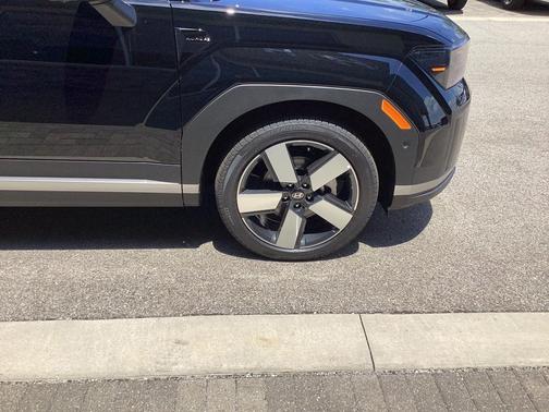 Phantom Black 2026 Hyundai SANTA FE Limited