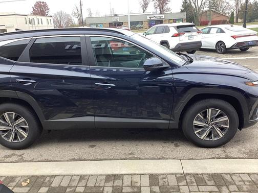 2024 Hyundai TUCSON Hybrid Blue
