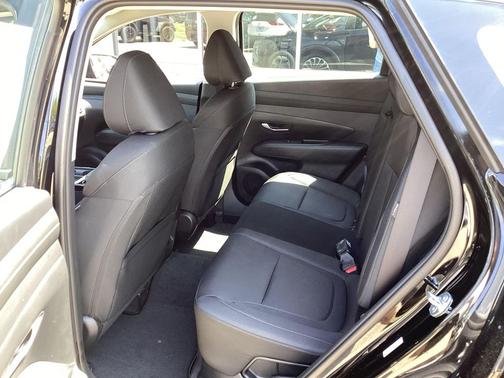 Ash Black 2026 Hyundai TUCSON Hybrid Blue SE