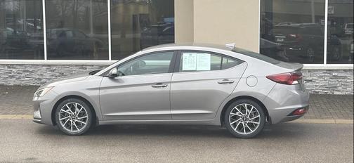 2020 Hyundai ELANTRA Limited